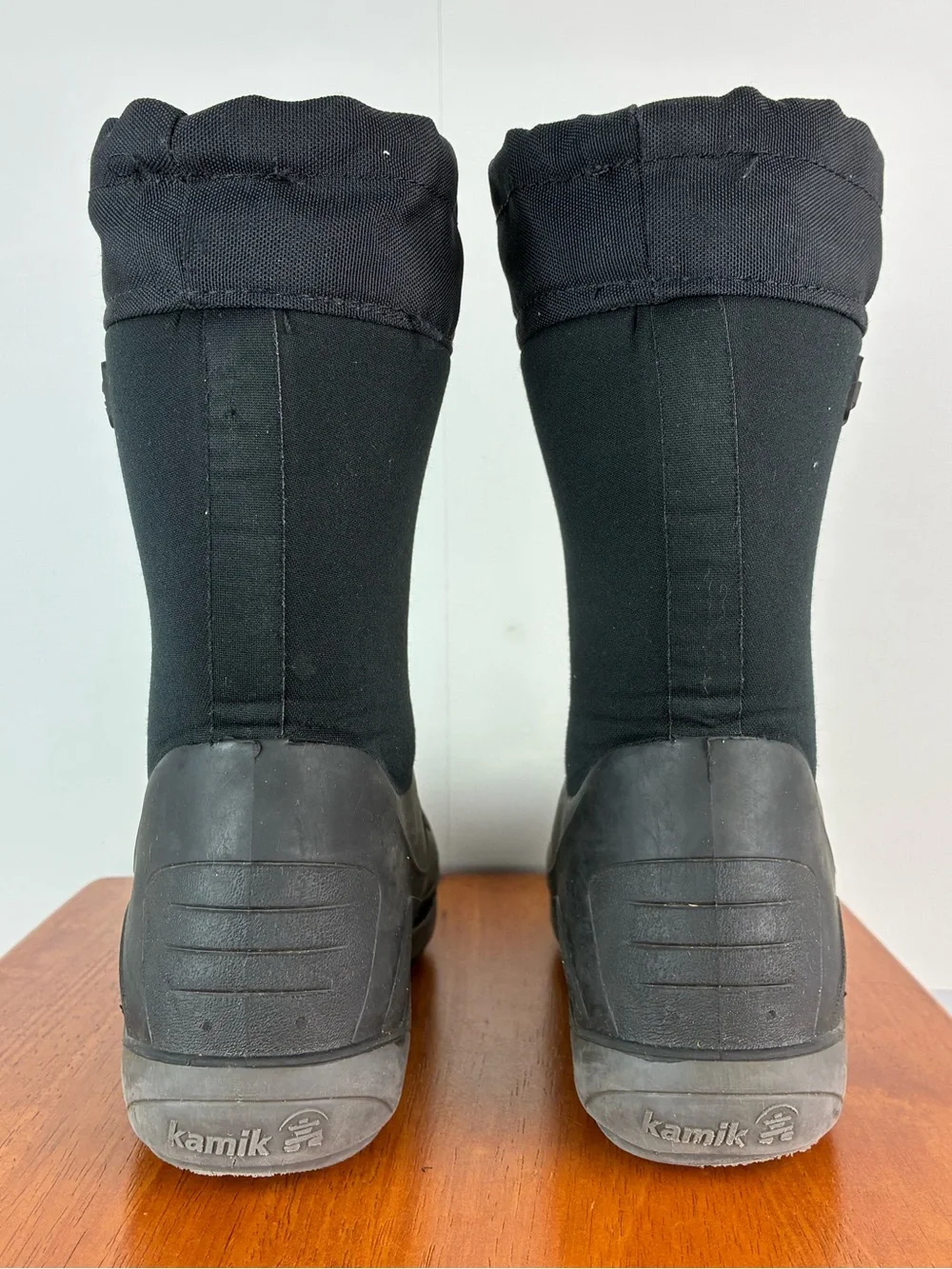 Kamik Kids Black Stormin winter boots insulated waterproof rain boots size 3